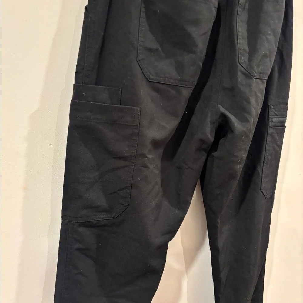 Figs sleek black